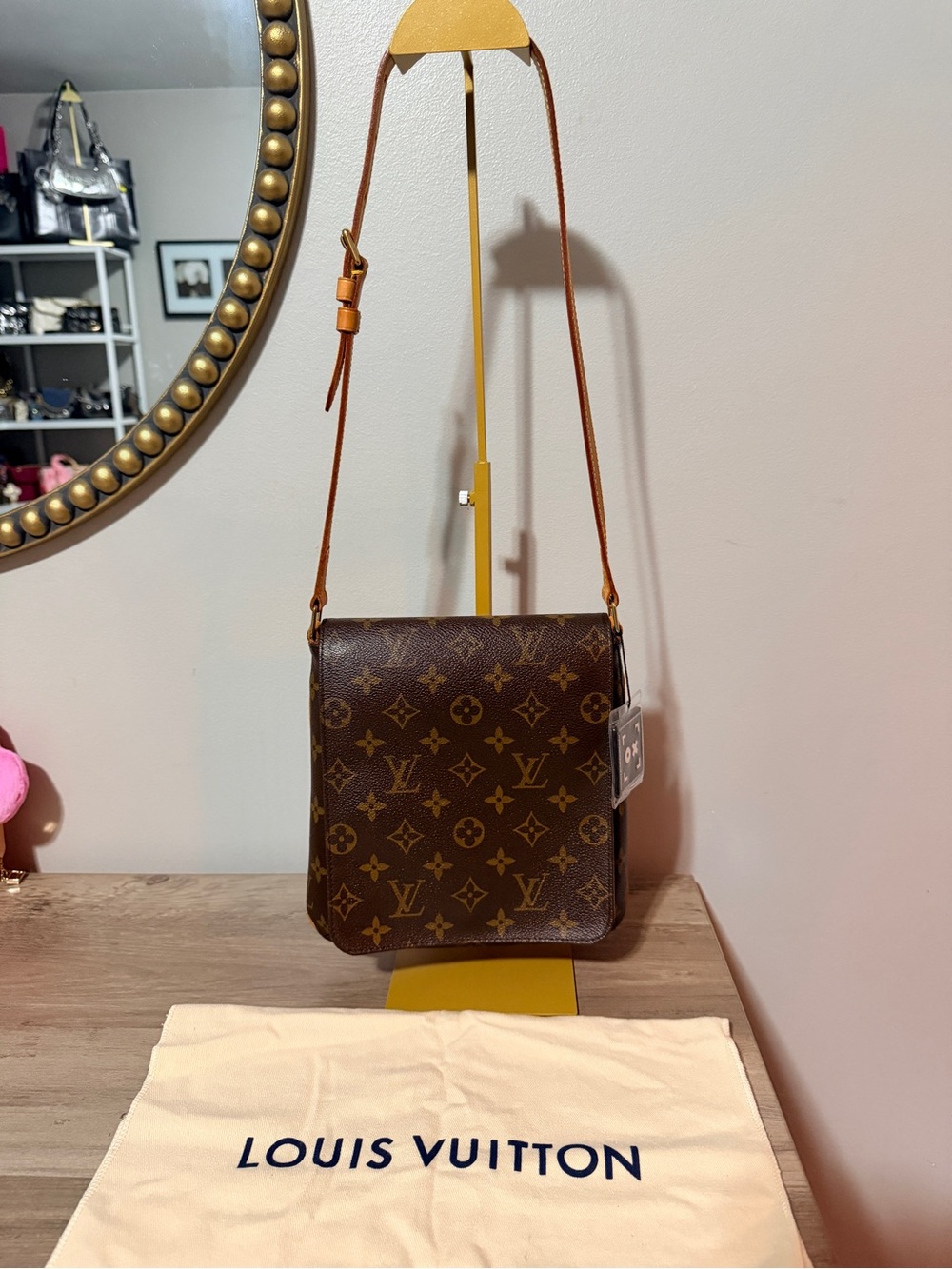 Louis Vuitton musette salsa PM